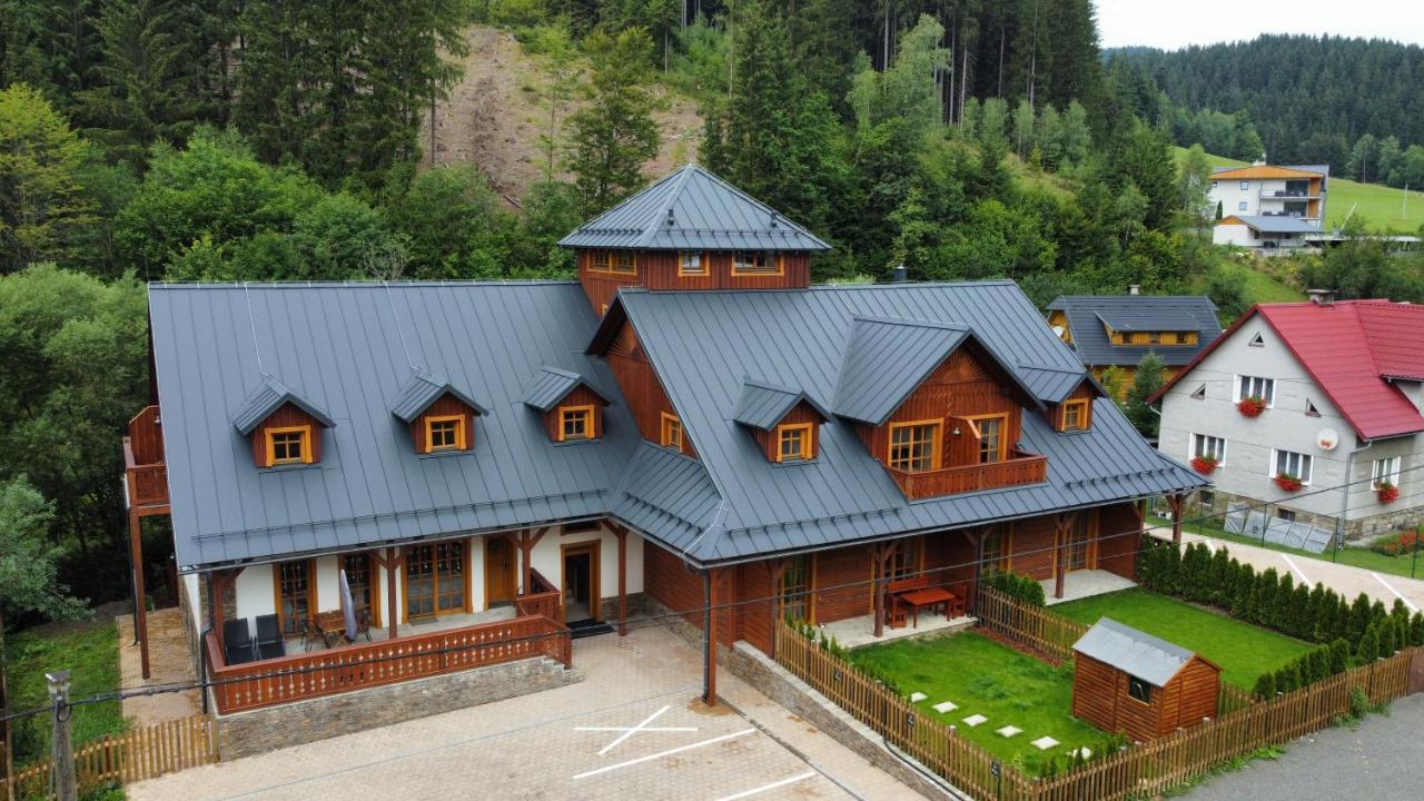 Apartmany Jezerne Velké Karlovice Zewnętrze zdjęcie