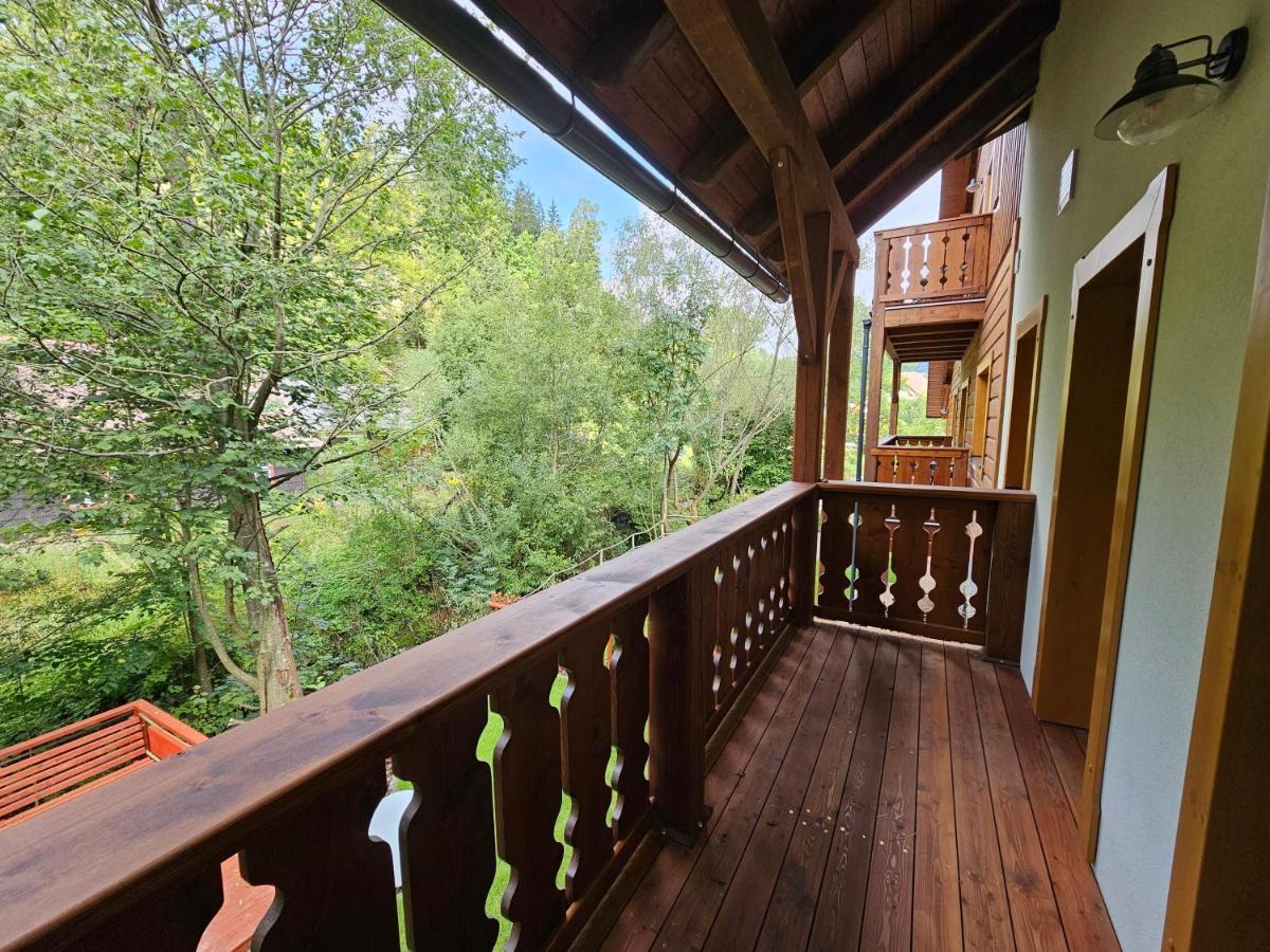 Apartmany Jezerne Velké Karlovice Zewnętrze zdjęcie