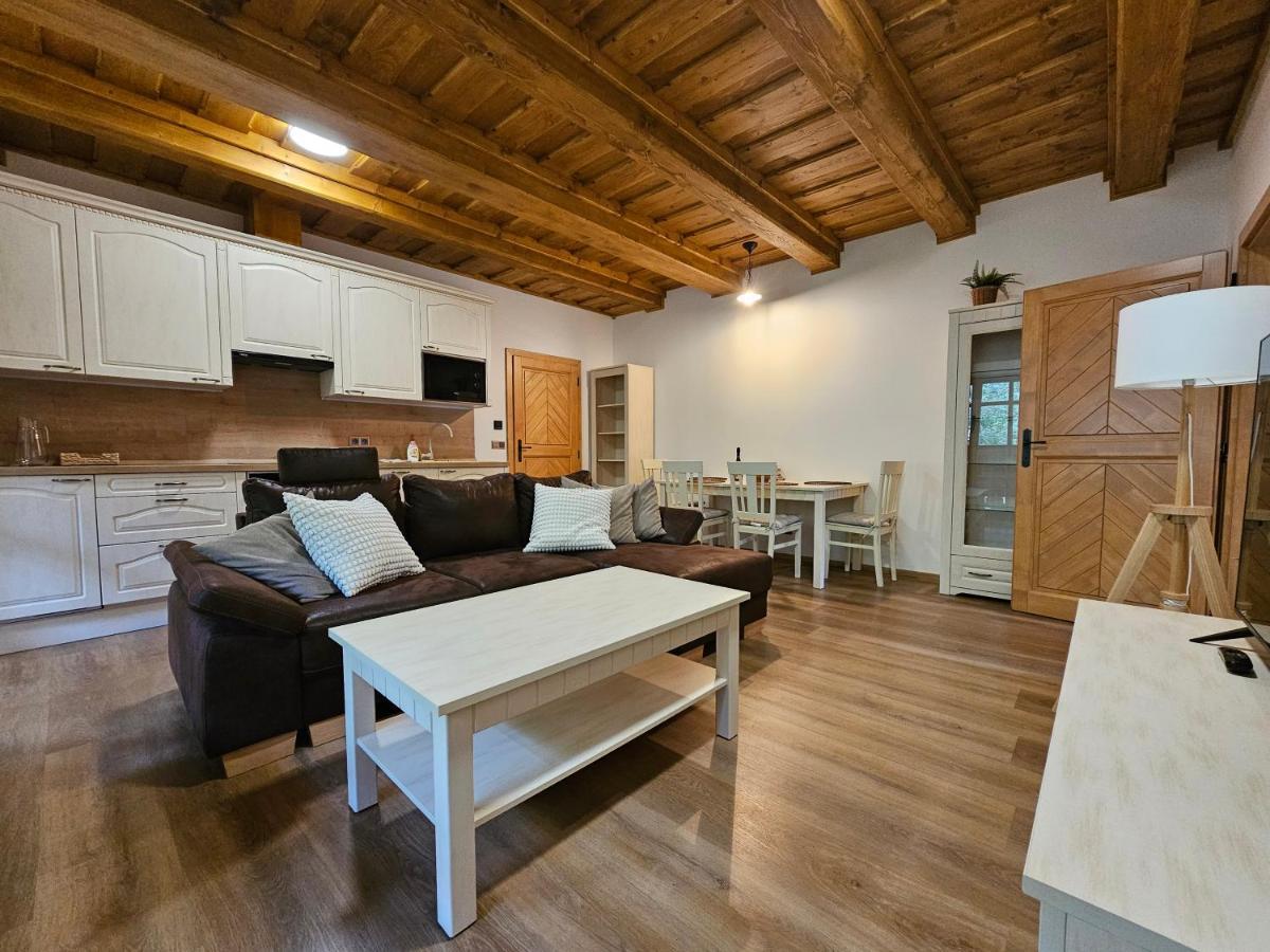Apartmany Jezerne Velké Karlovice Zewnętrze zdjęcie