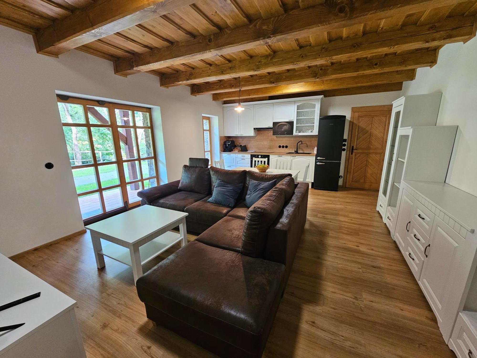 Apartmany Jezerne Velké Karlovice Zewnętrze zdjęcie